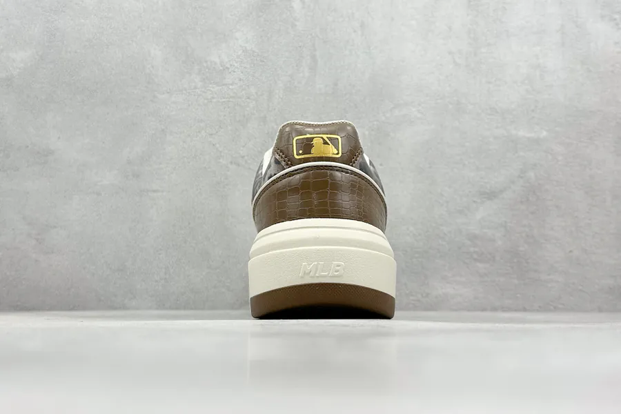 MLB Chunky Liner Low Top Dad Shoes