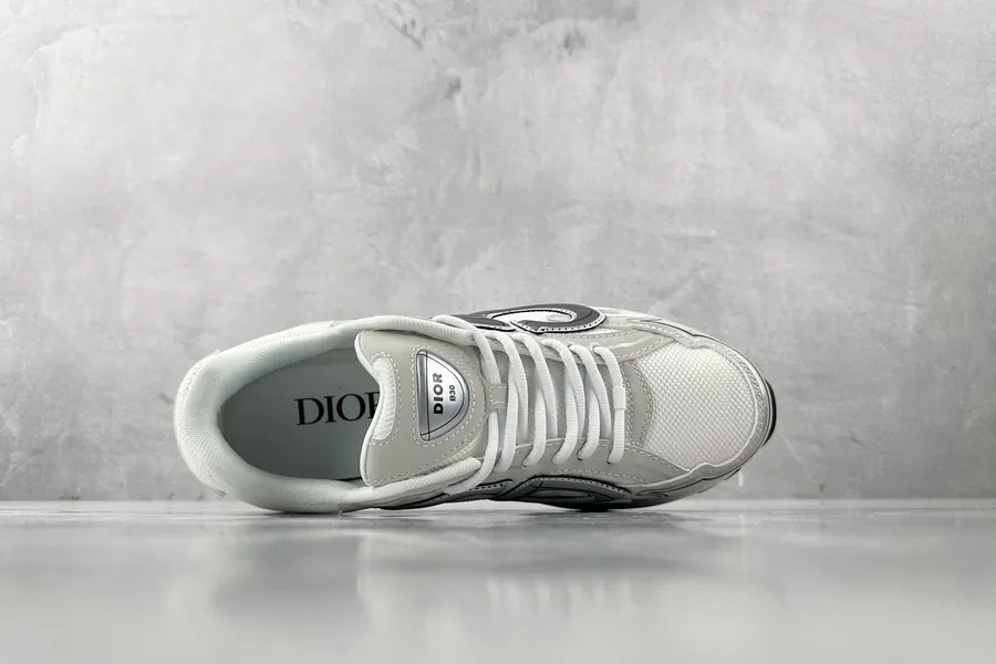 DIO B30 White Shoe