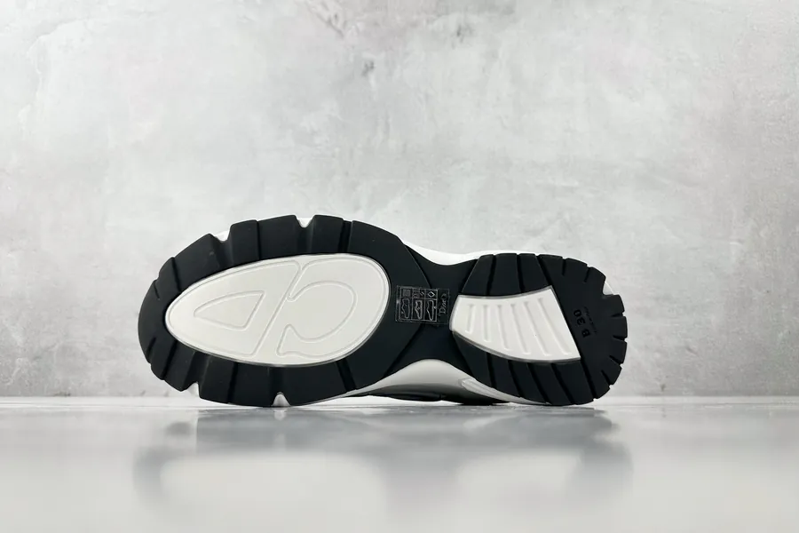 DIO B30 White Shoe