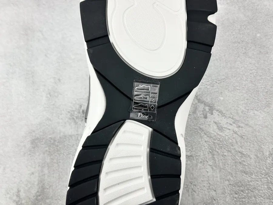 DIO White Leather Shoe