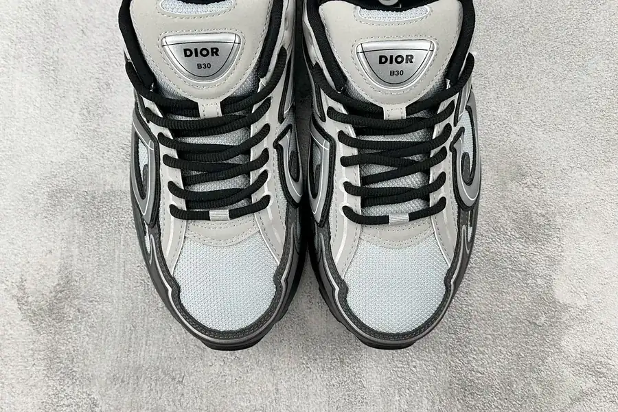 DIO B30 Shoes in Gray