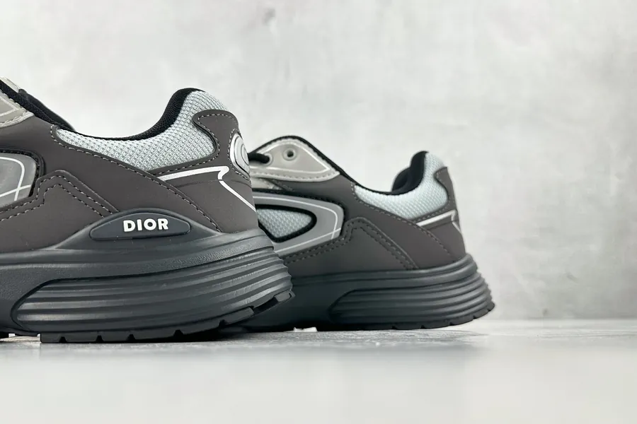 DIO B30 Shoes in Gray