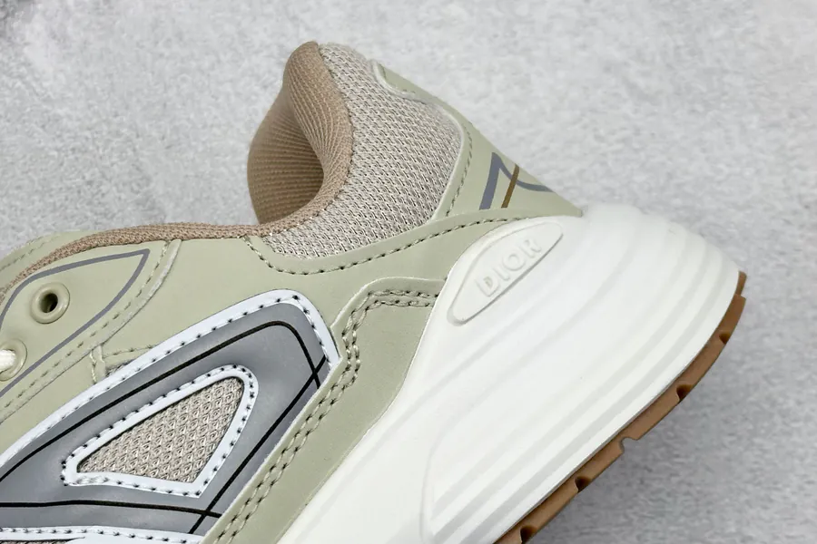 DIO B30 Low Top Sneaker Classic Dad Shoes with Retro Style