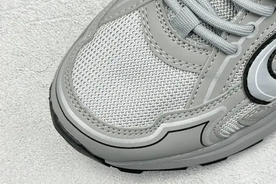 DIO B30 Low Top Sneaker Classic Dad Shoes with Vintage Style