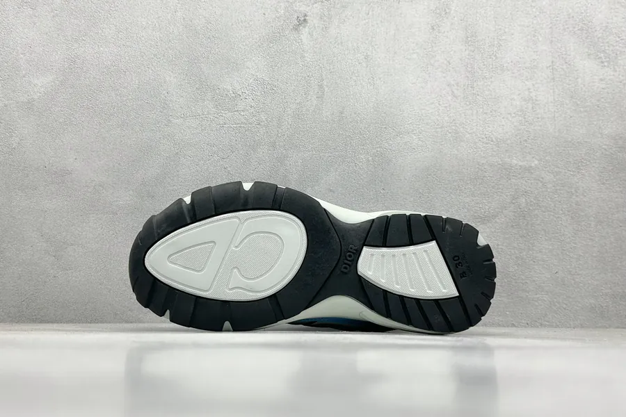 DIO B30 Low Top Sneaker Classic Dad Shoes with Vintage Style