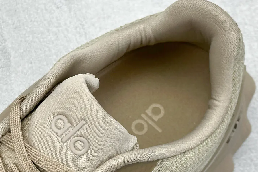 ALO 25ss Summer Runner Comfortable Thick Sole Running Shoes for Couples