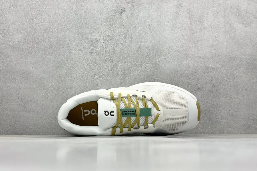 ON Cloudmonster 2 Exclusive Original Running Shoes