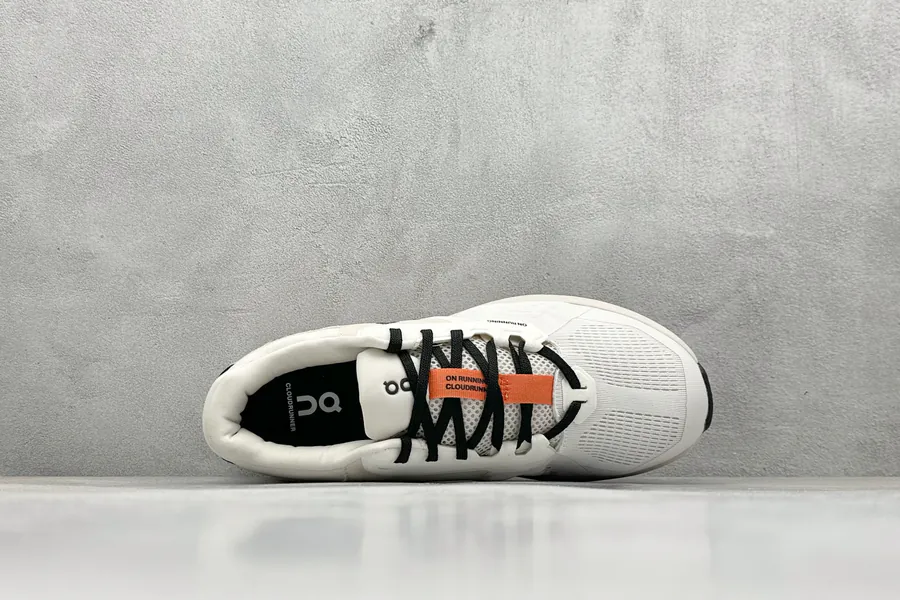 ON Cloudmonster 2 Exclusive Original Running Shoes