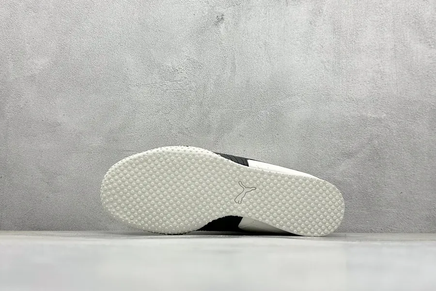 Puma Bella UT Leather Low Top Sneaker