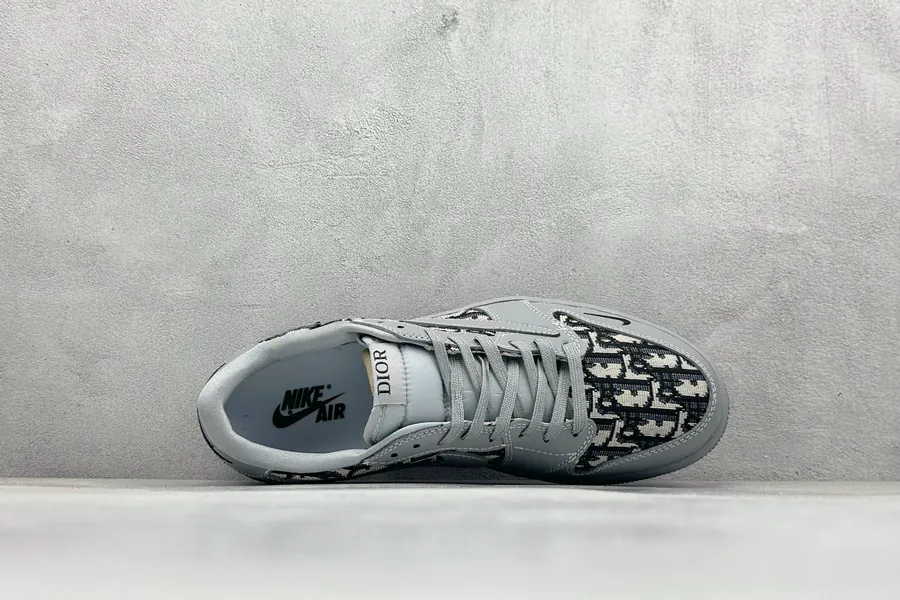 Travis Scott x FENT Design x Air 1 Low OG SP 1 Cultural Casual Sneakers