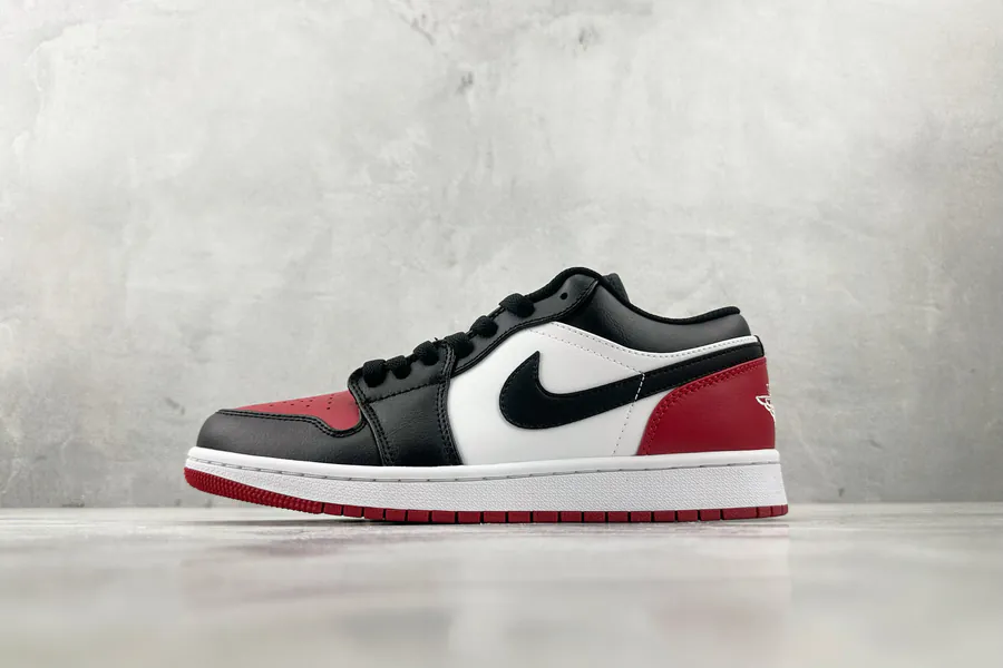 Jordan Air Jordan 1 Low Black Red Toe