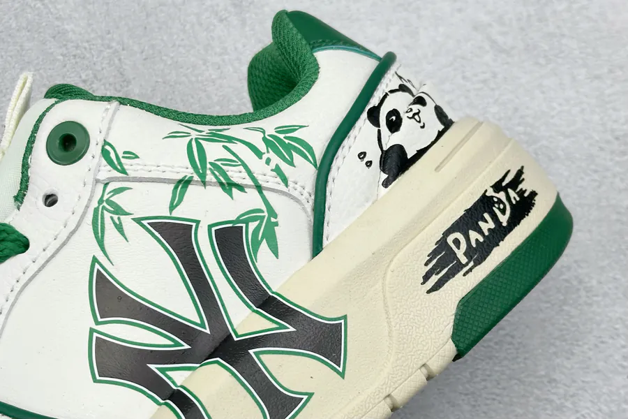 MLB NY Print Sneaker Exclusive Original