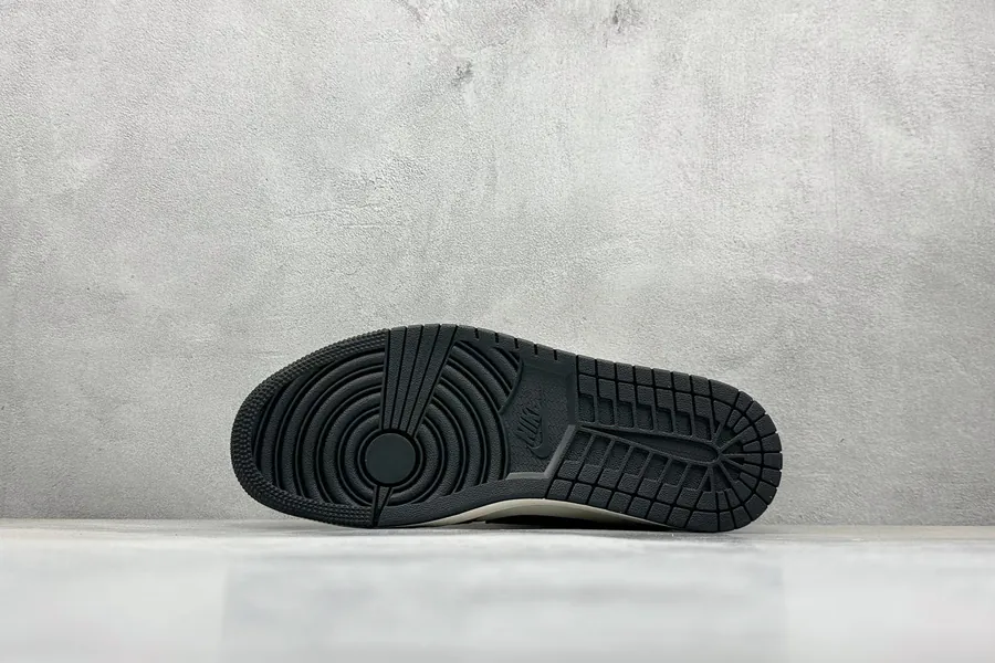 Travis Scott x Fraent Design x Air 1 Low OG SP 1 Cultural Casual Sneaker