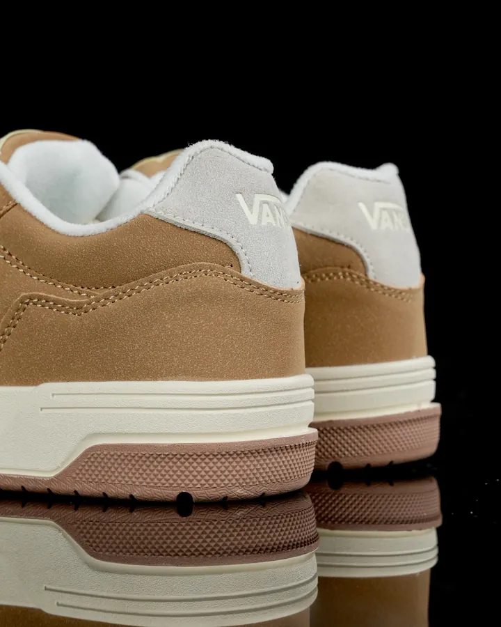 VAN Upland Brown Vintage Style Sneaker