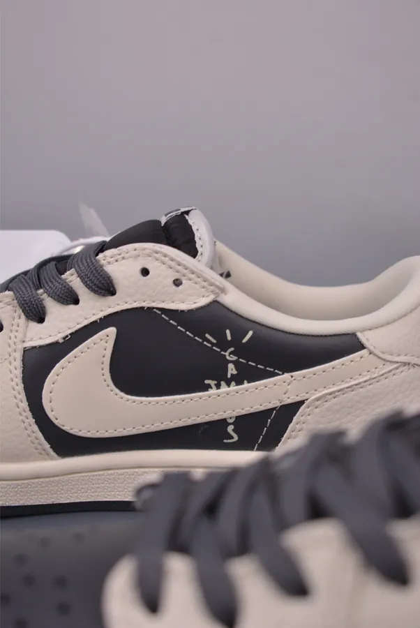 Fraent x Travis Scott x Air 1 Low OG Version Low Top Sneaker