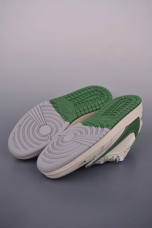 Fraent x Travis Scott x Air 1 Low OG Version