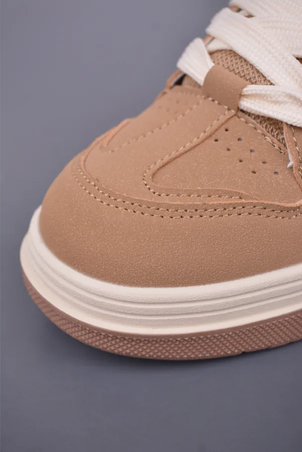 VAN Upland Brown Vintage Style Sneaker