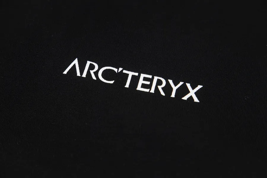 Arcteryx始祖鸟标志性Logo印花休闲T恤