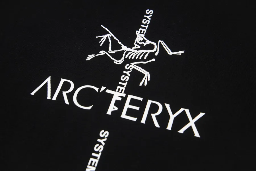 Arcteryx始祖鸟新款胸前Logo印花休闲圆领短袖T恤