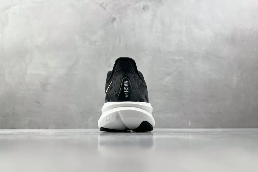 ONE ONE H 6 Black and White