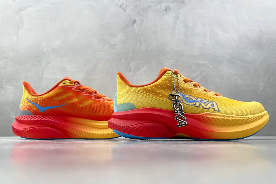 HOKA ONE ONE Tor Ultra Yellow