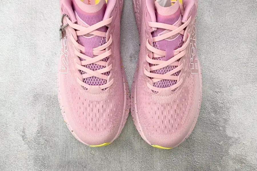 ONE ONE H 6 Pink