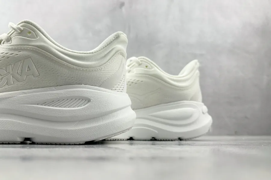 HOKA ONE ONE Bondi 9 White