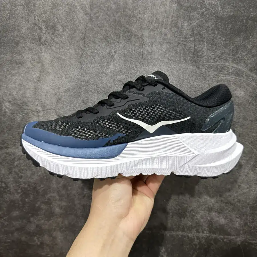 Hoka Mafate Speed X Lightweight Mountain Running Shoes