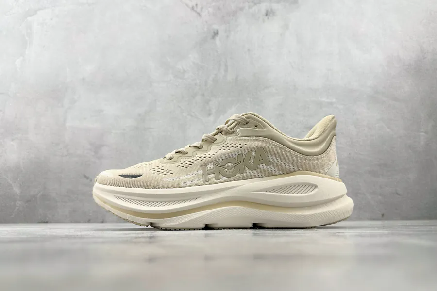 HOKA ONE ONE Bondi 9 in Ochre