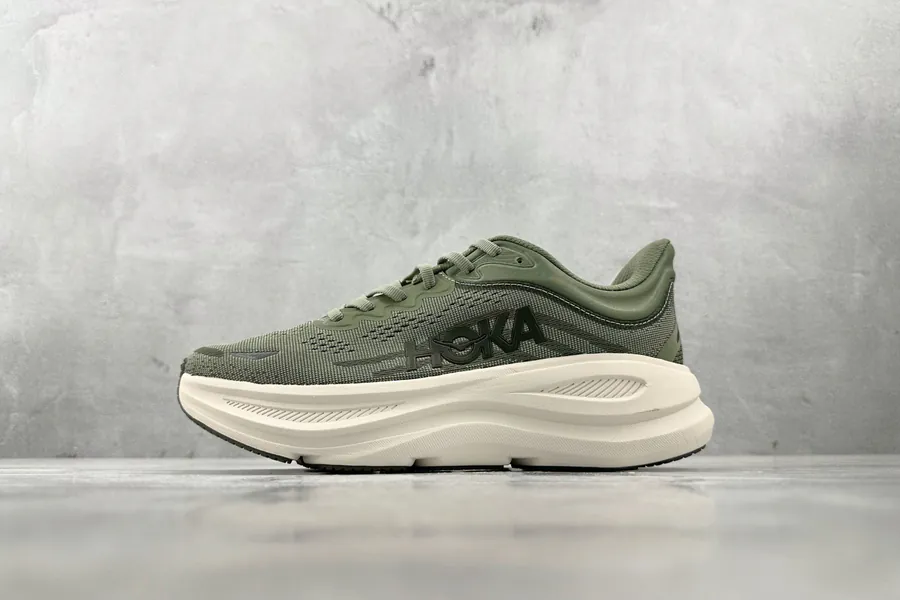 HOKA ONE ONE Bondi 9 in Green