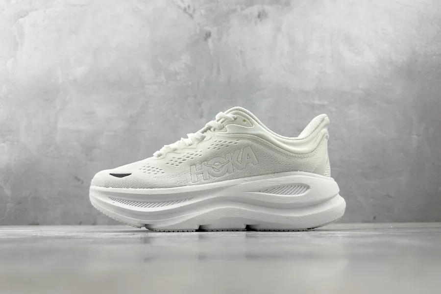 HOKA ONE ONE Bondi 9 in White