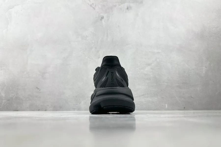 HOKA ONE ONE Bondi 9 Black
