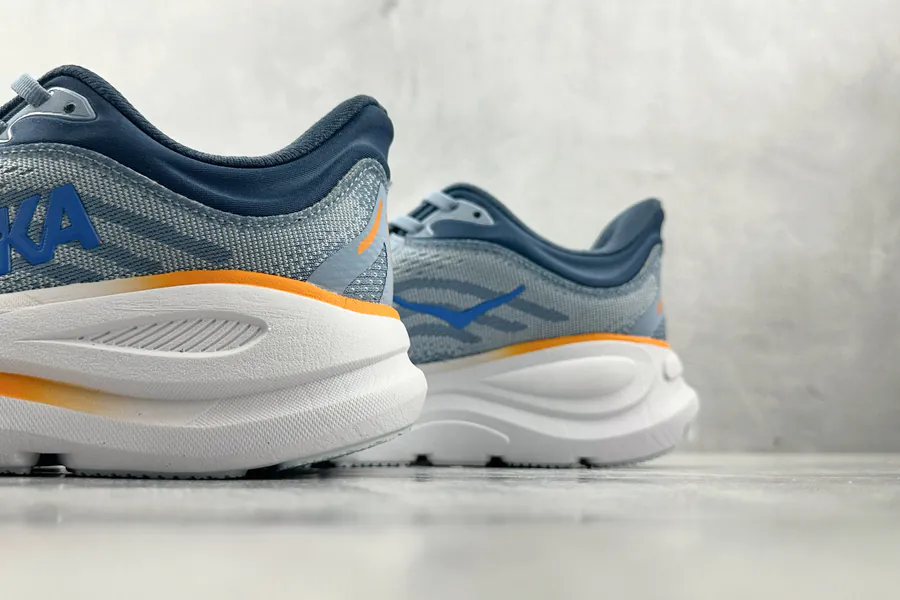 HOKA ONE ONE Bondi 9 in Blue