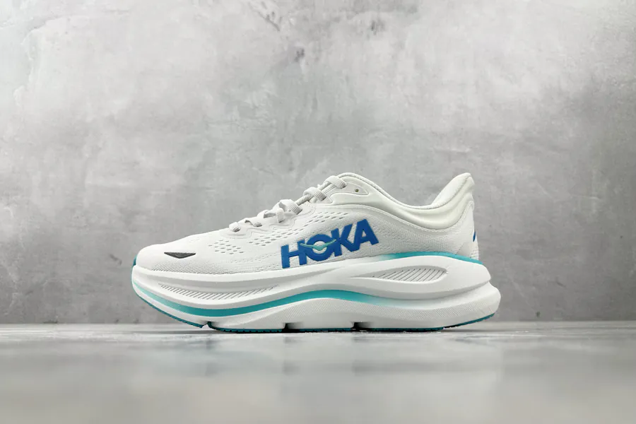 HOKA ONE ONE Bondi 9 in White
