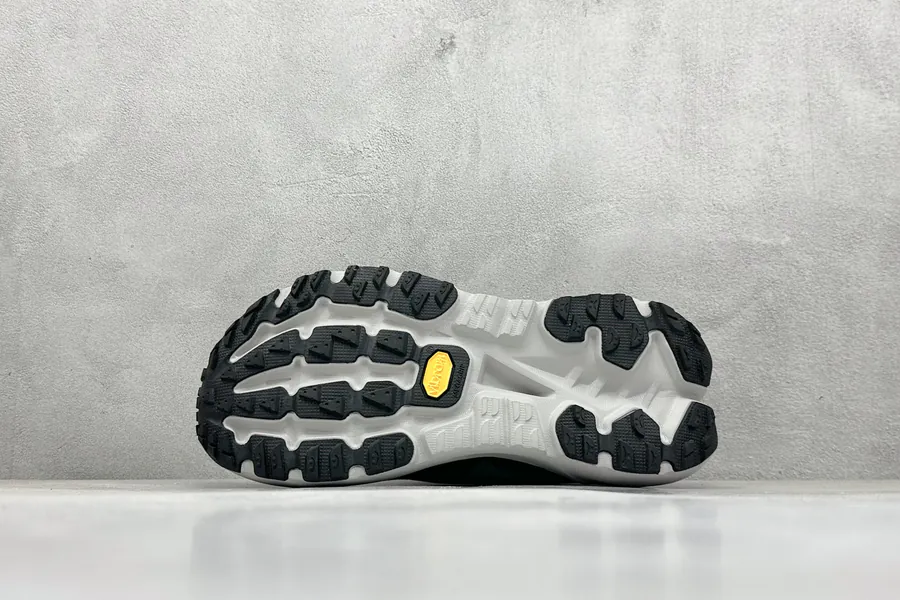 Hoka Mafate Speed X Lightweight Mountain Running Shoes