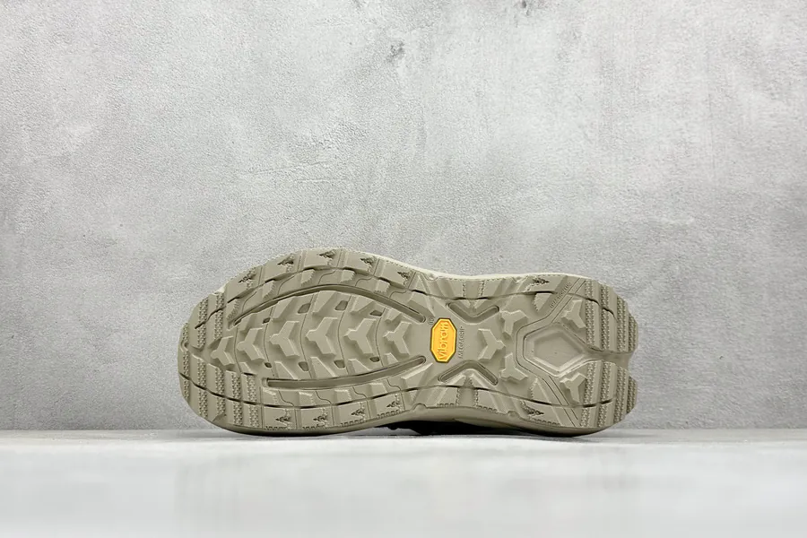 HOKA M KAHA 3 LOW GTX Urban Trail Running Shoe