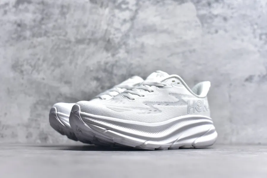 One One Ifton Clifton 9 Professional Performance Running Shoes