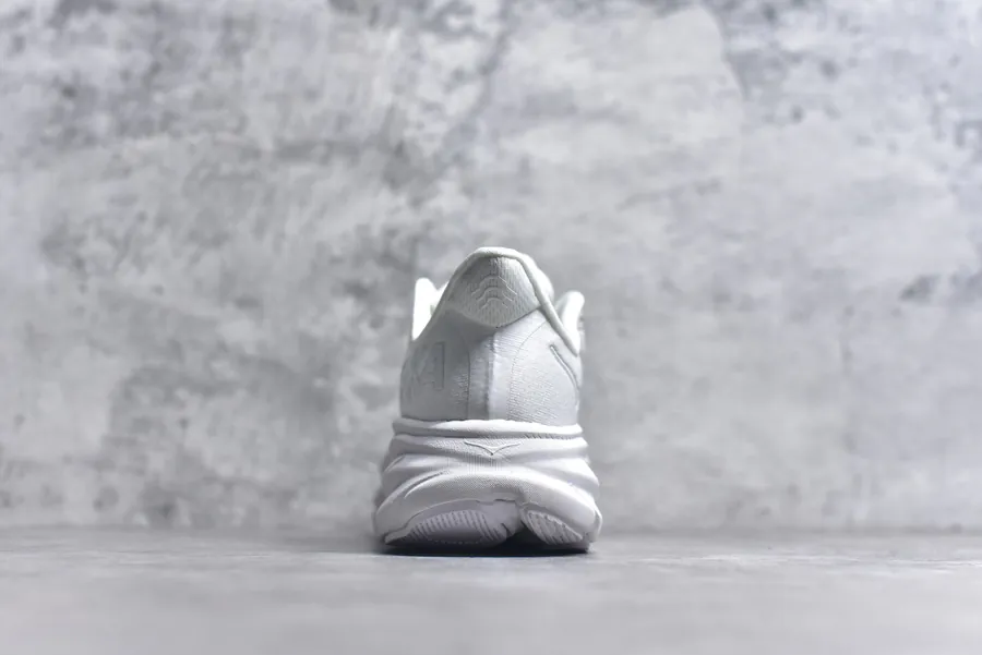 One One Ifton Clifton 9 Professional Performance Running Shoes