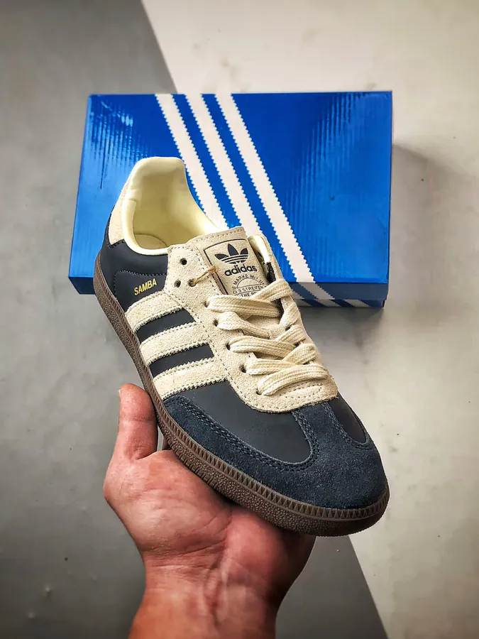 AD Originals Samba OG Deep Blue Training Shoes
