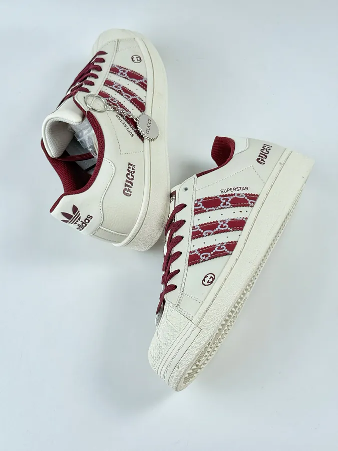 GUCCI White Red Superstar