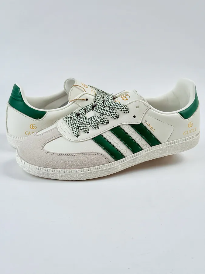 Adidas originals Samba OG x GUCCI Bucket Bag