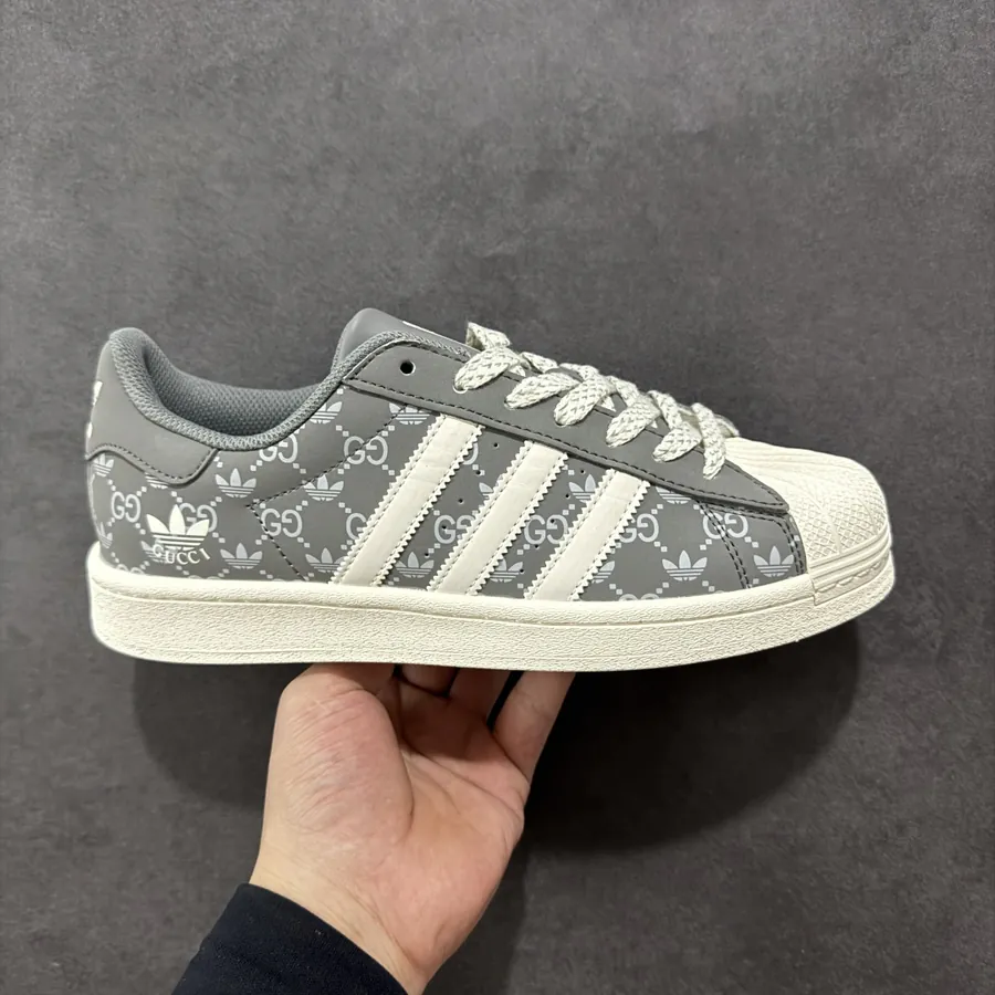 Adidas Originals Superstar x GUCCI Low Top Sneaker