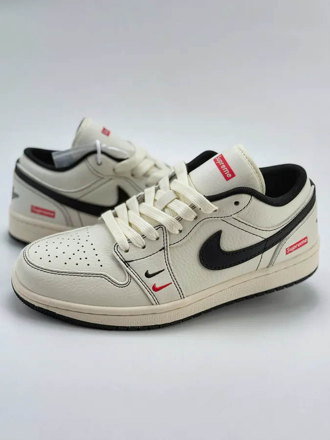 Air Jordan 1 Retro Low x Supreme White Black Double Hook