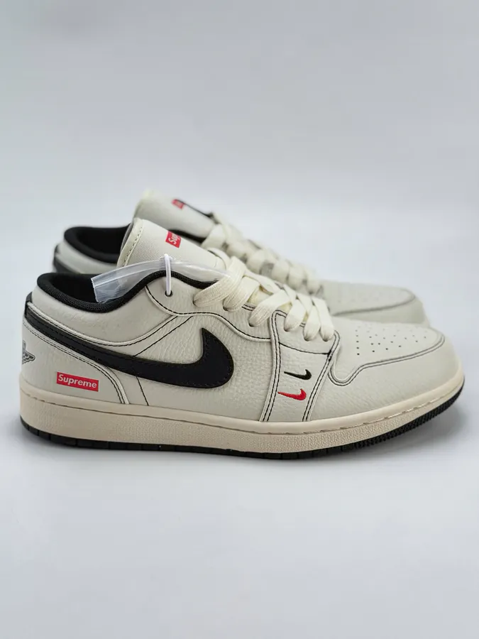 Air Jordan 1 Retro Low x Supreme White Black Double Hook