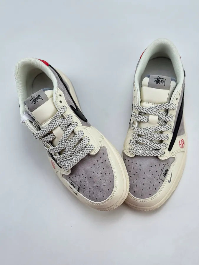 Travis Scott x Air 1 Low Reverse White Black Swoosh Reverse Suede
