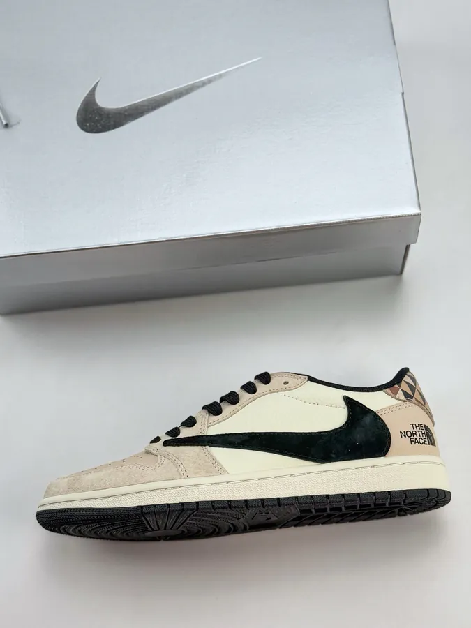 Travis Scott x Air 1 Low x The North Face