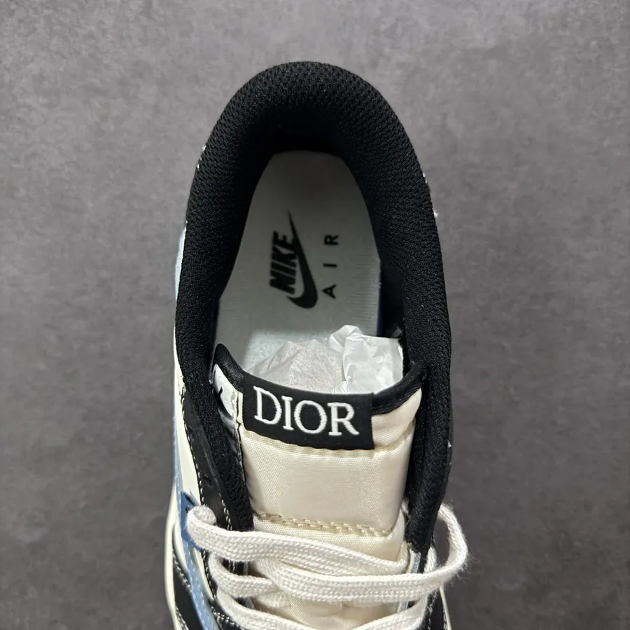 Travis Scott x Fraent Design x Air 1 Low OG SP Cultural Casual Sneaker