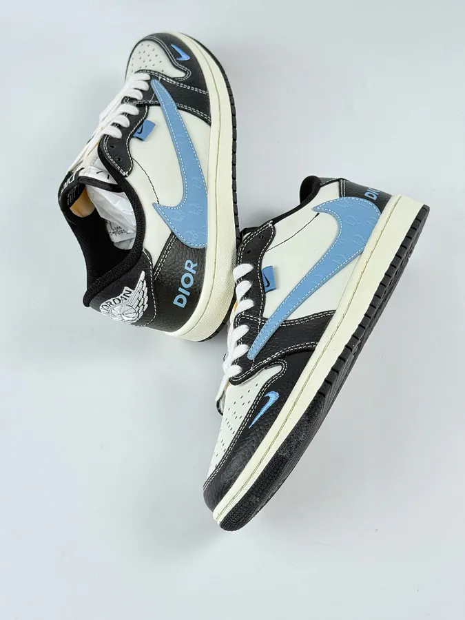 Travis Scott x Air 1 Low Reverse Black Blue Swoosh Low Top