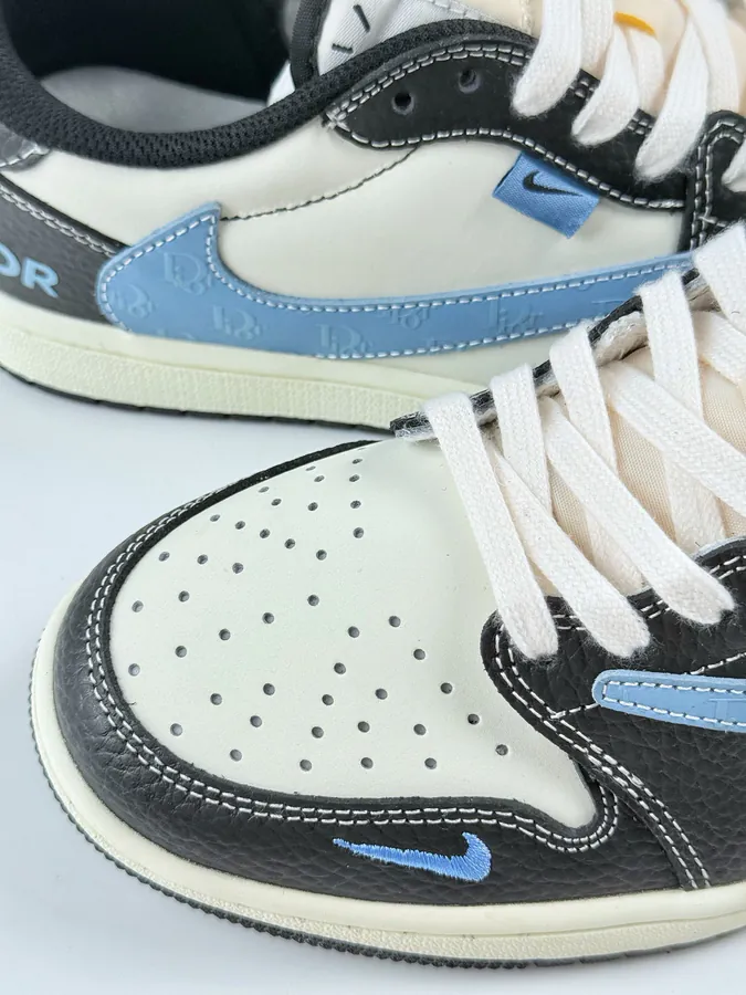 Travis Scott x Air 1 Low Reverse Black Blue Swoosh Low Top