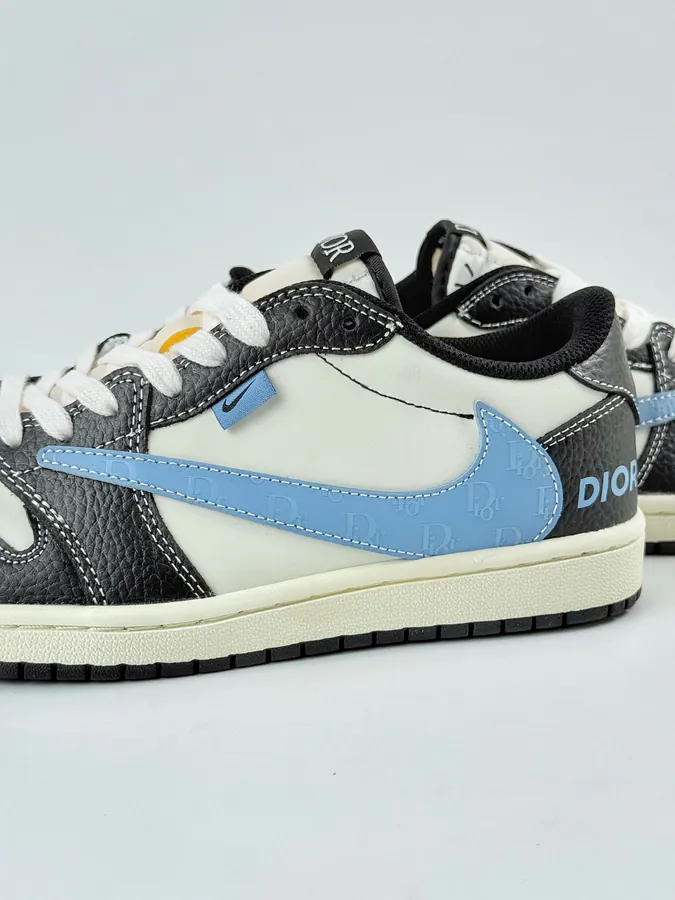 Travis Scott x Air 1 Low Reverse Black Blue Swoosh Low Top